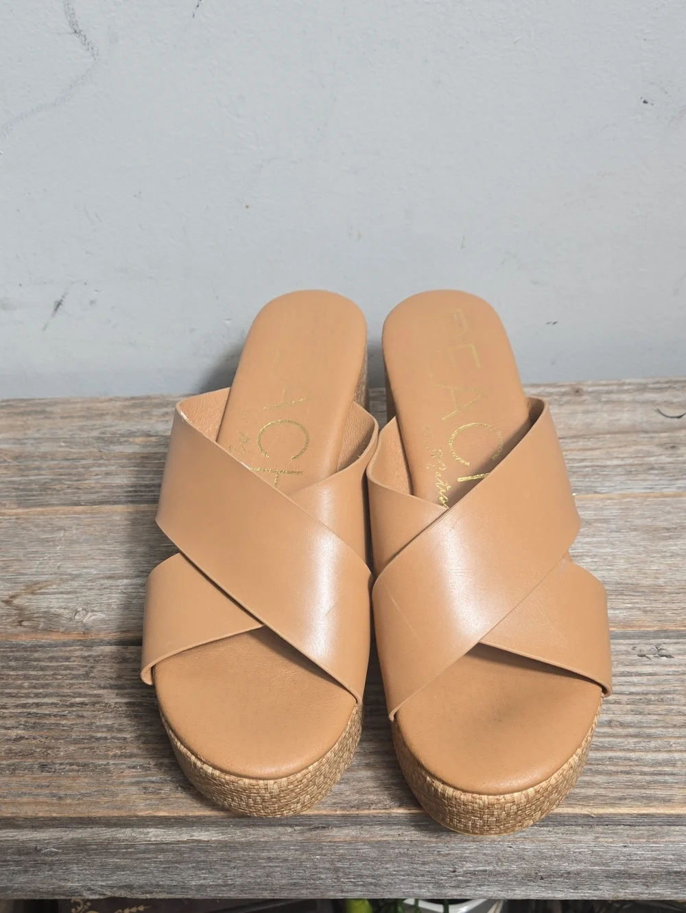 Beach By Matisse tan platform